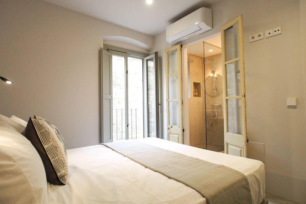 Velo Vern 1 Beautiful New Apartment 2 Bed Ensuite Gerona Exterior foto