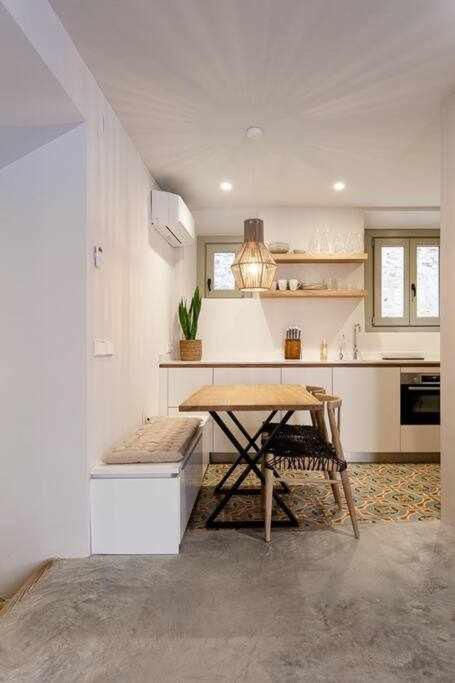 Velo Vern 1 Beautiful New Apartment 2 Bed Ensuite Gerona Exterior foto